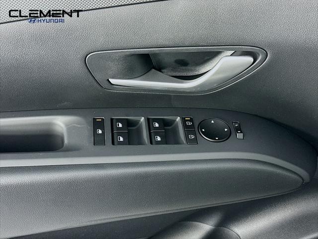 Hyundai Santa Cruz Vehicle Full-screen Gallery Image 23