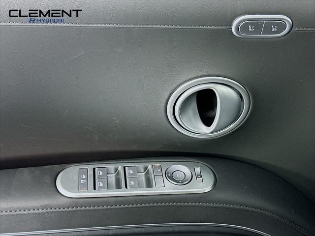 Hyundai Palisade Vehicle Full-screen Gallery Image 23