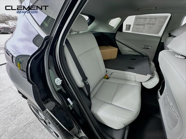 Hyundai Kona Vehicle Full-screen Gallery Image 29