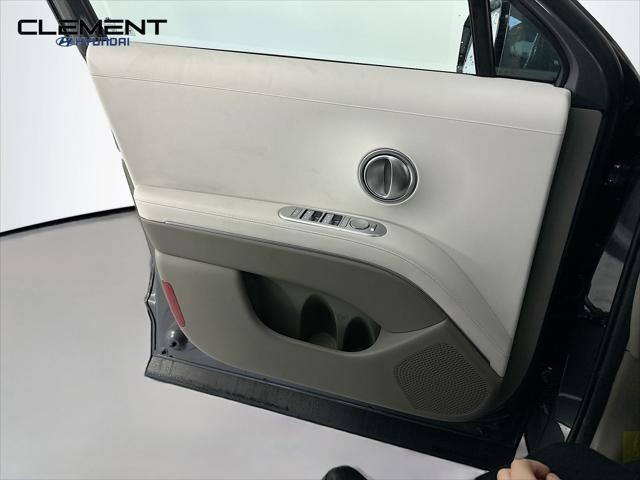 Hyundai Palisade Hybrid Vehicle Image 23