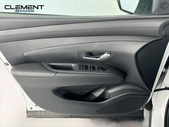 Hyundai Santa Cruz Vehicle Full-screen Gallery Image 24