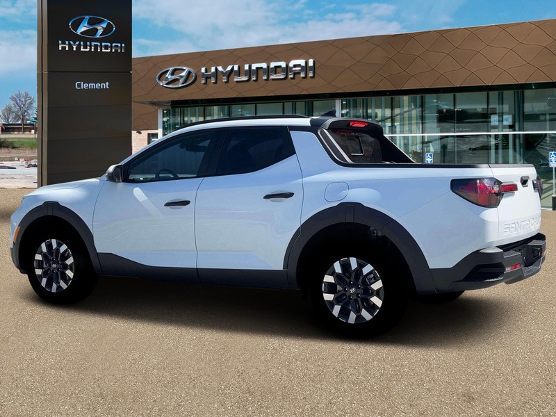 Hyundai Santa Cruz Vehicle Full-screen Gallery Image 4