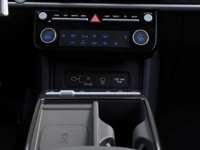 Hyundai Tucson Hybrid Vehicle Full-screen Gallery Image 16