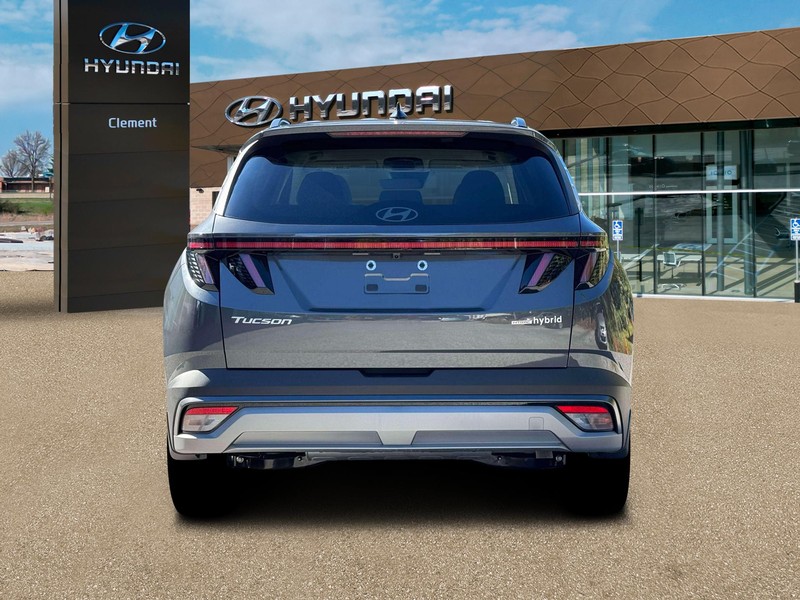 Hyundai Tucson Hybrid Vehicle Full-screen Gallery Image 6