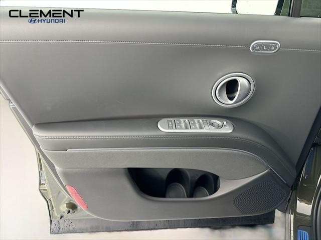 Hyundai Palisade Vehicle Full-screen Gallery Image 25