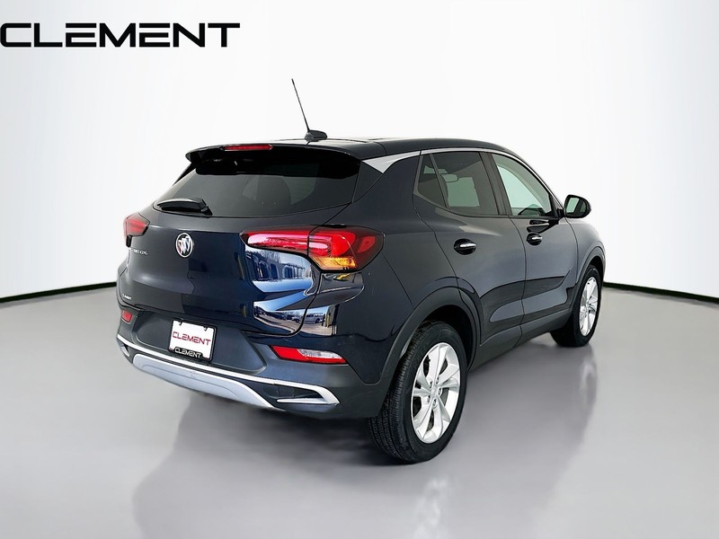 Buick Encore GX Vehicle Full-screen Gallery Image 6