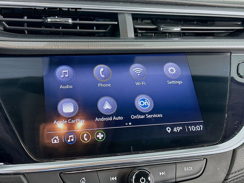 Buick Encore GX Vehicle Full-screen Gallery Image 18