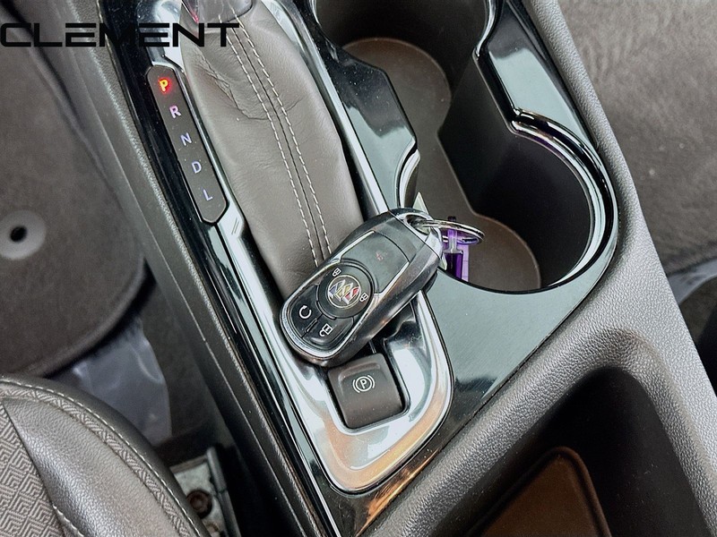 Buick Encore GX Vehicle Full-screen Gallery Image 23