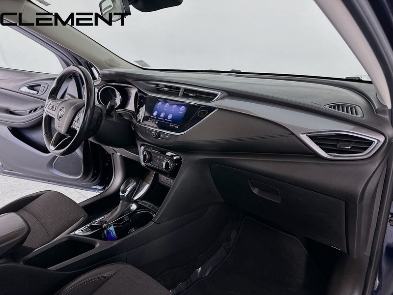 Buick Encore GX Vehicle Full-screen Gallery Image 33