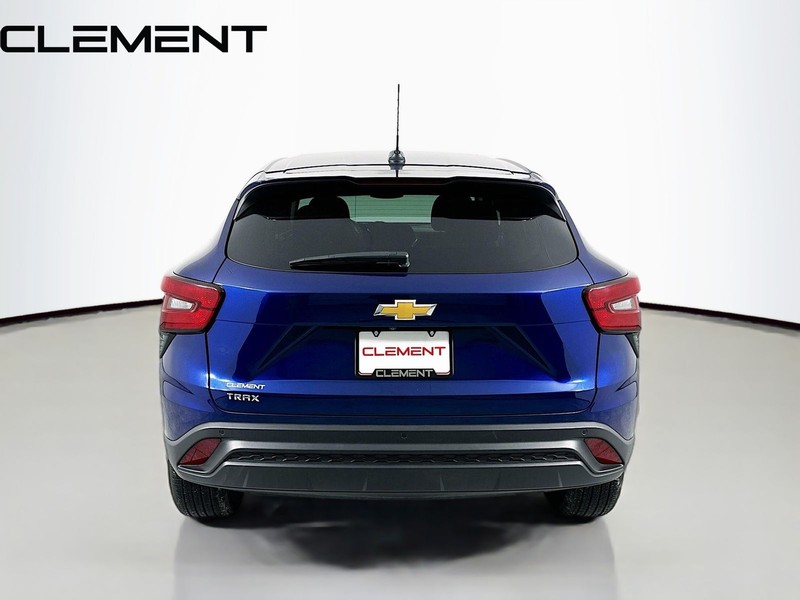 Chevrolet Trax Vehicle Full-screen Gallery Image 7