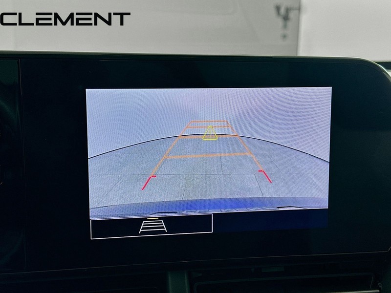 Chevrolet Trax Vehicle Full-screen Gallery Image 19