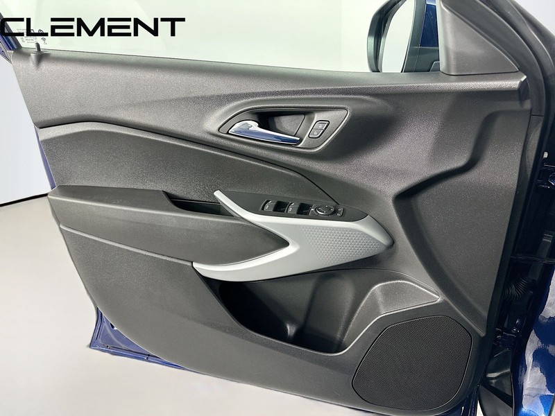 Chevrolet Trax Vehicle Full-screen Gallery Image 26