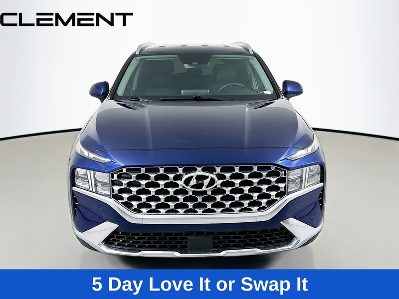 Hyundai Santa Fe Vehicle Full-screen Gallery Image 2