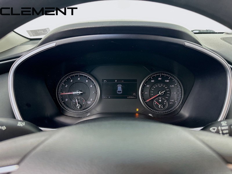 Hyundai Santa Fe Vehicle Full-screen Gallery Image 17