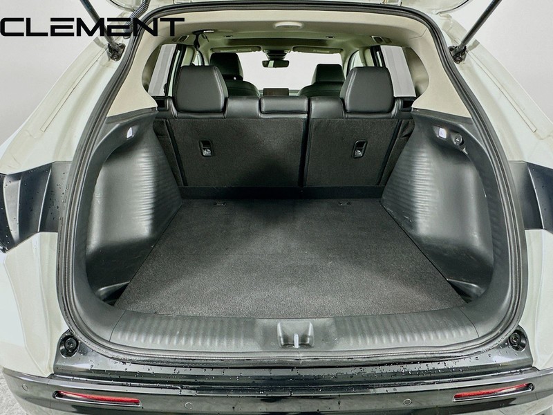 Honda HR-V Vehicle Full-screen Gallery Image 9