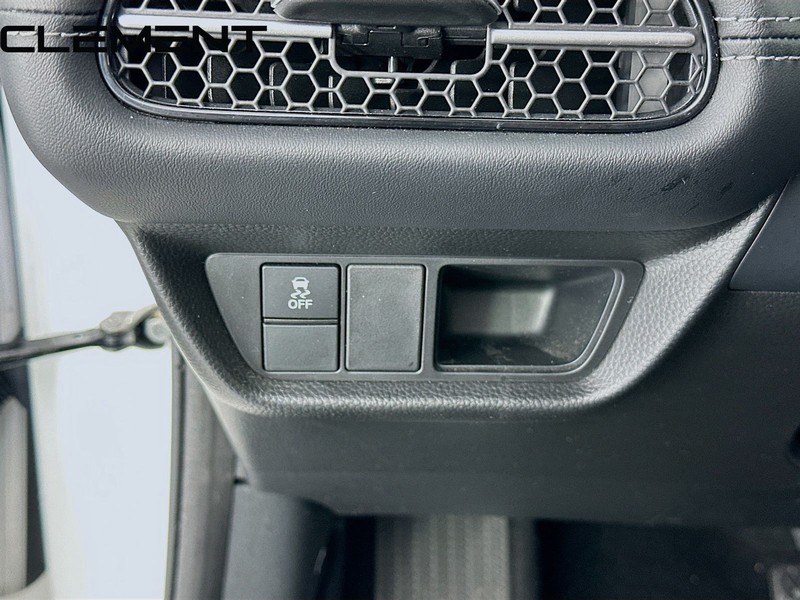 Honda HR-V Vehicle Full-screen Gallery Image 12