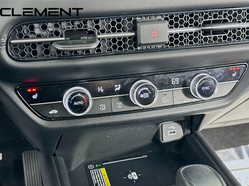 Honda HR-V Vehicle Full-screen Gallery Image 21