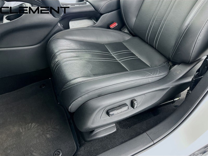 Honda HR-V Vehicle Full-screen Gallery Image 28