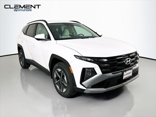 Hyundai Tucson Hybrid Vehicle Full-screen Gallery Image 3