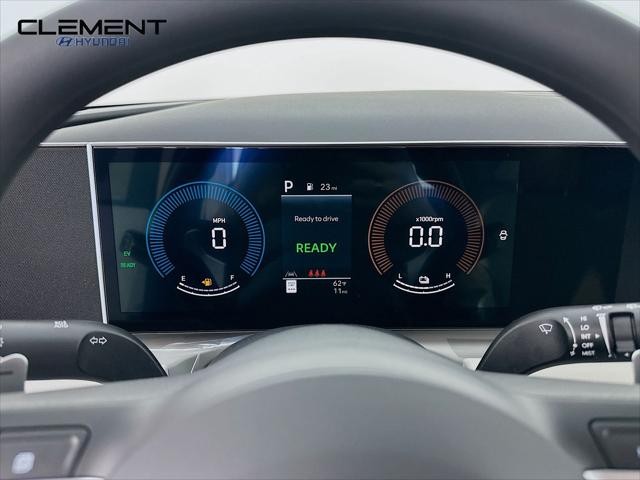 Hyundai Tucson Hybrid Vehicle Full-screen Gallery Image 16