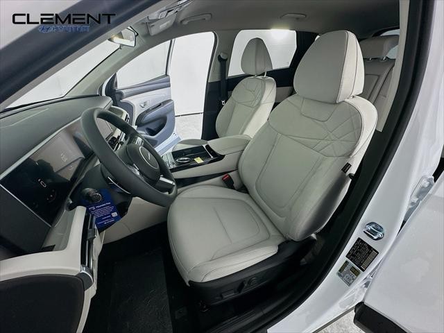 Hyundai Tucson Hybrid Vehicle Full-screen Gallery Image 25