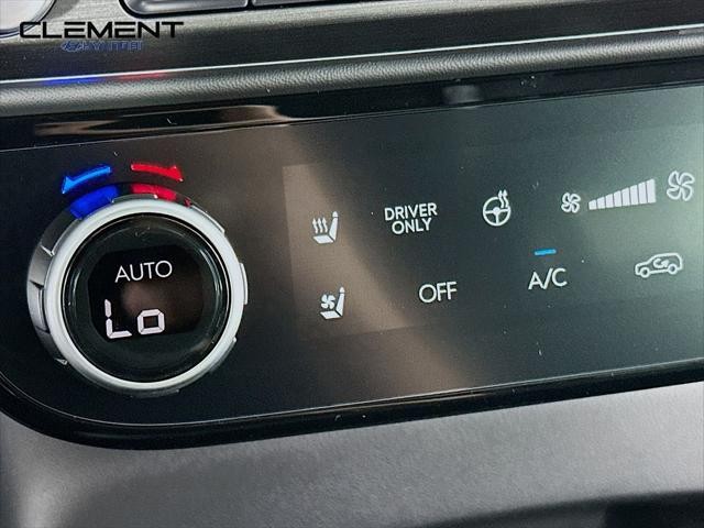 Hyundai Palisade Hybrid Vehicle Full-screen Gallery Image 20