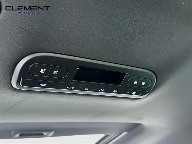 Hyundai Palisade Hybrid Vehicle Full-screen Gallery Image 30