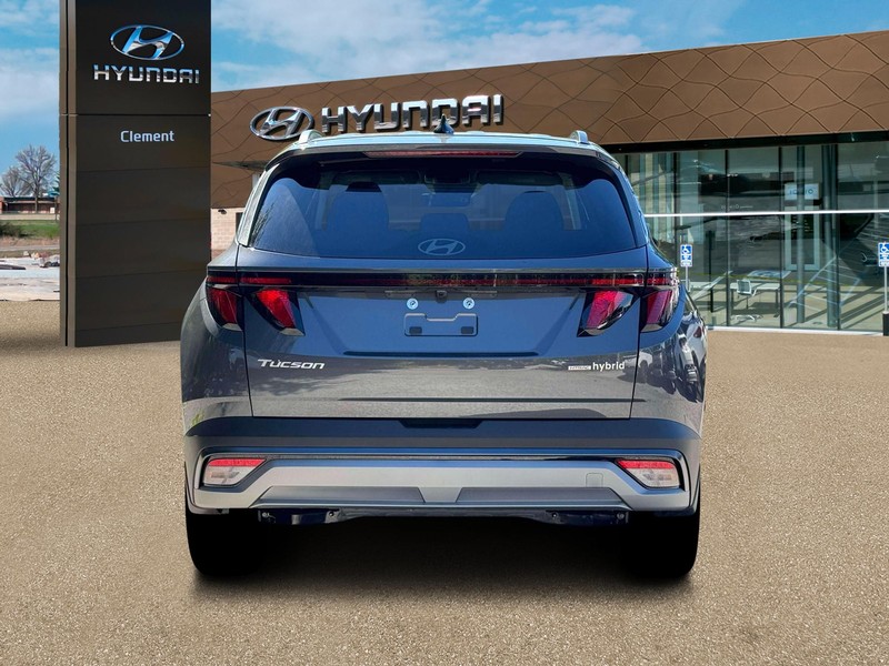 Hyundai Tucson Hybrid Vehicle Full-screen Gallery Image 6