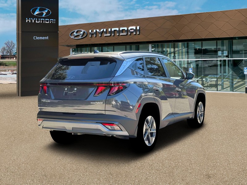 Hyundai Tucson Hybrid Vehicle Full-screen Gallery Image 7