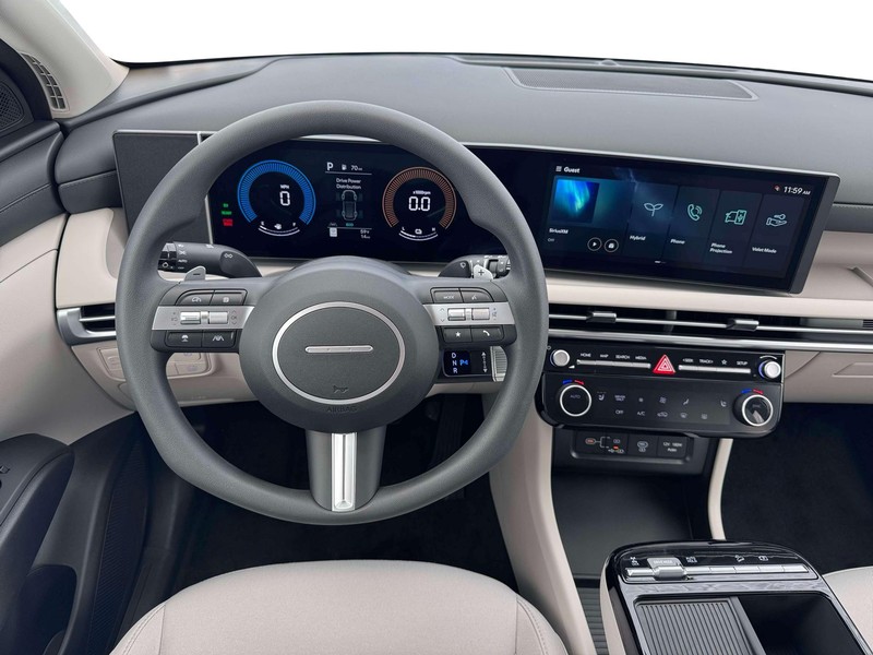 Hyundai Tucson Hybrid Vehicle Full-screen Gallery Image 17