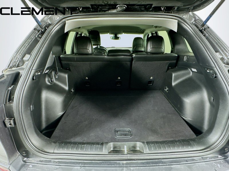 Jeep Cherokee Vehicle Full-screen Gallery Image 11