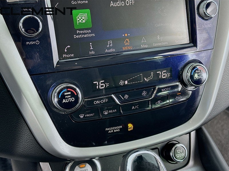 Nissan Murano Vehicle Image 21