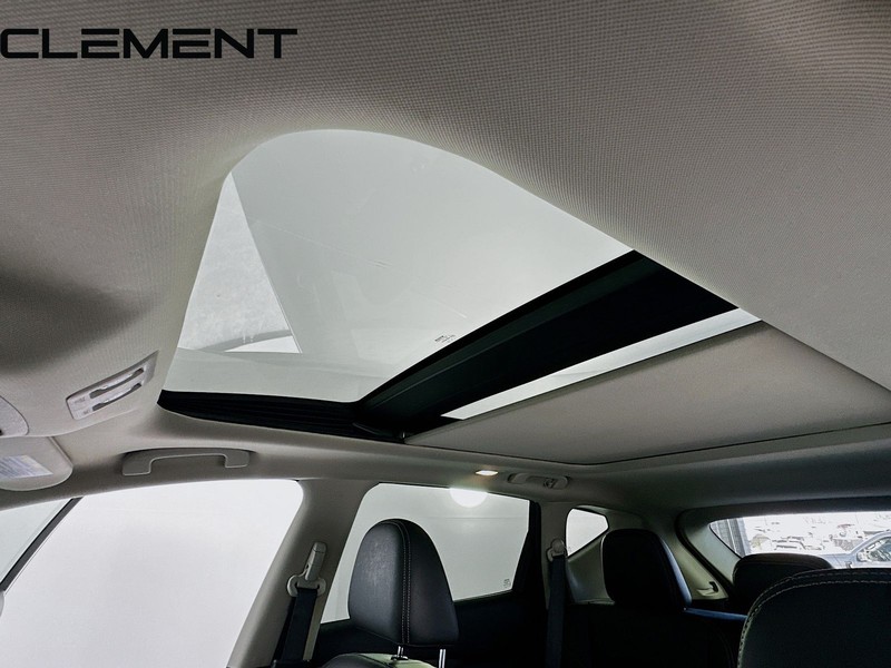 Nissan Murano Vehicle Image 24