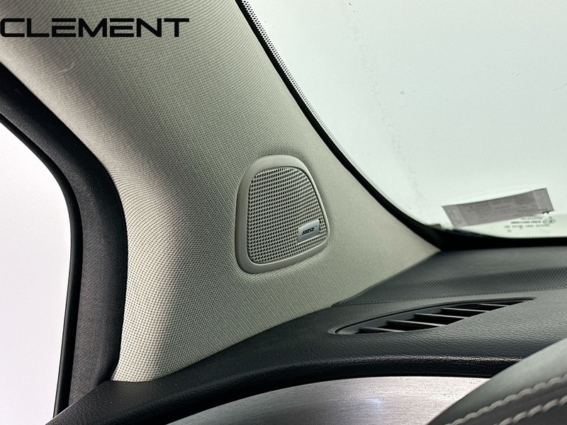 Nissan Murano Vehicle Image 26