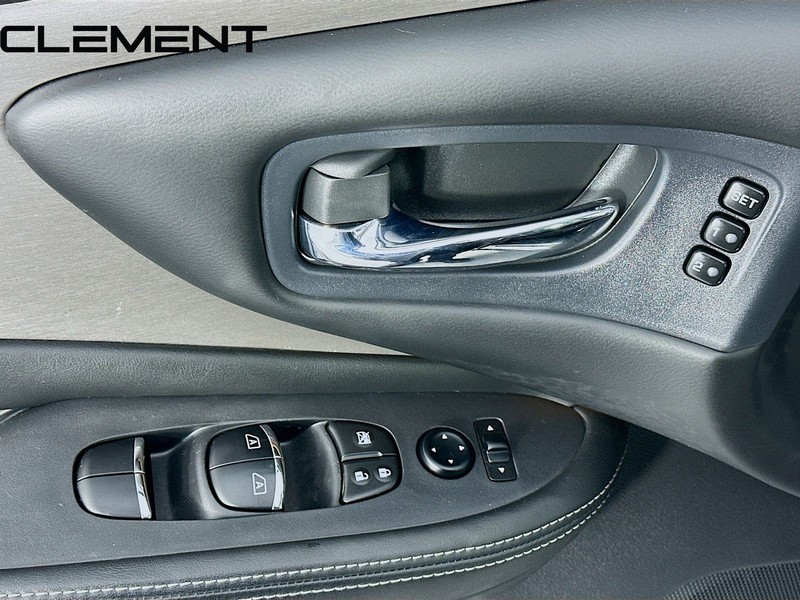 Nissan Murano Vehicle Image 27