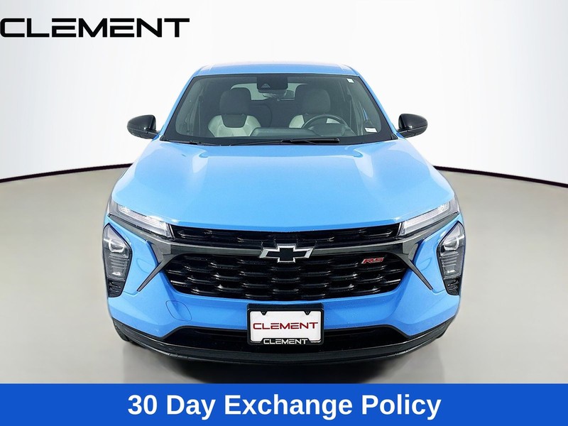 Chevrolet Trax Vehicle Full-screen Gallery Image 3