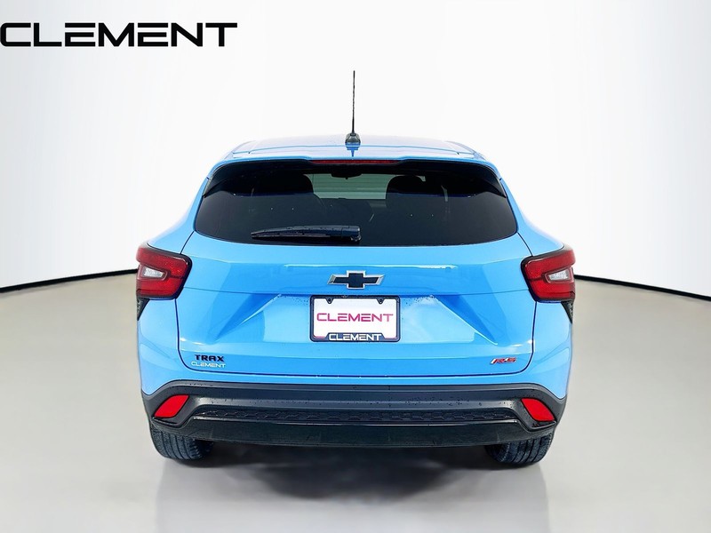 Chevrolet Trax Vehicle Full-screen Gallery Image 8