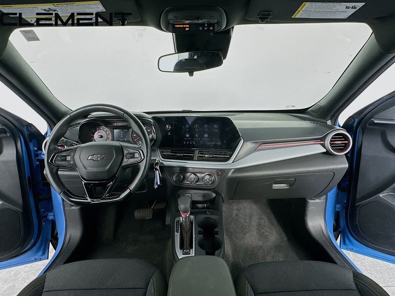 Chevrolet Trax Vehicle Full-screen Gallery Image 12