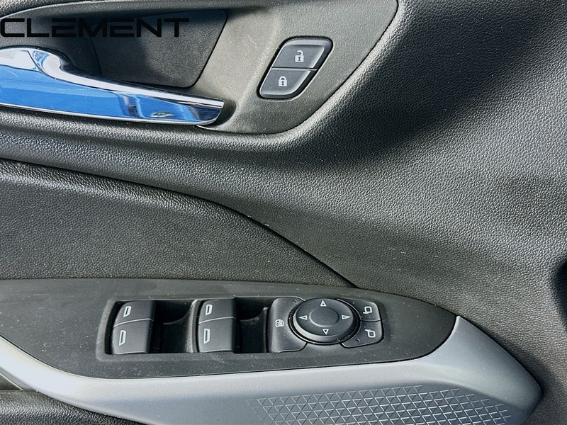 Chevrolet Trax Vehicle Full-screen Gallery Image 25