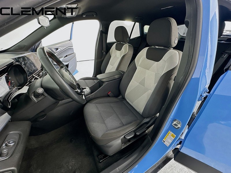 Chevrolet Trax Vehicle Full-screen Gallery Image 29