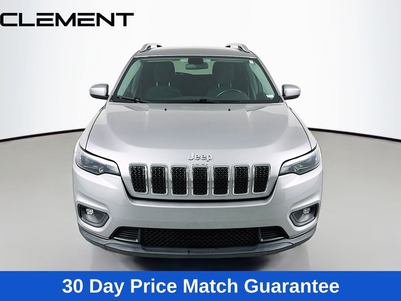 Jeep Cherokee Vehicle Image 02