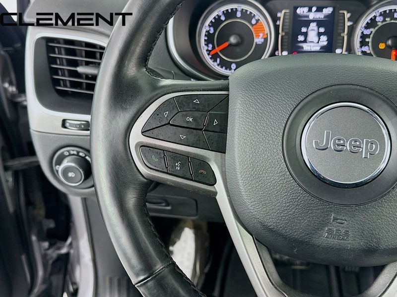 Jeep Cherokee Vehicle Image 14