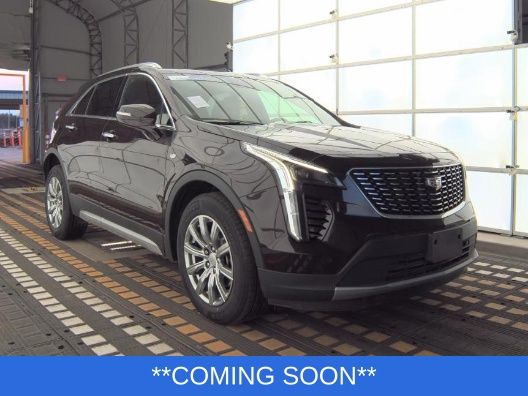 Cadillac XT4 Vehicle Full-screen Gallery Image 02