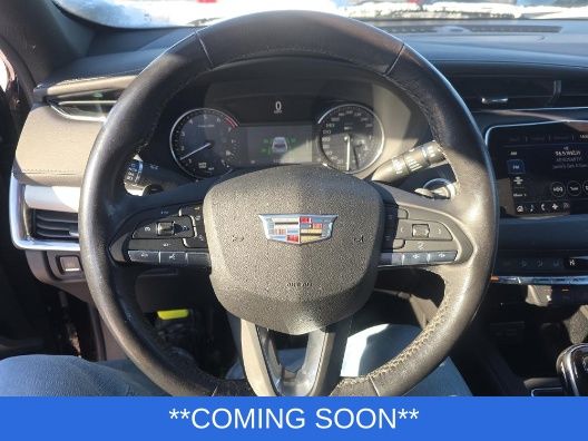 Cadillac XT4 Vehicle Full-screen Gallery Image 03