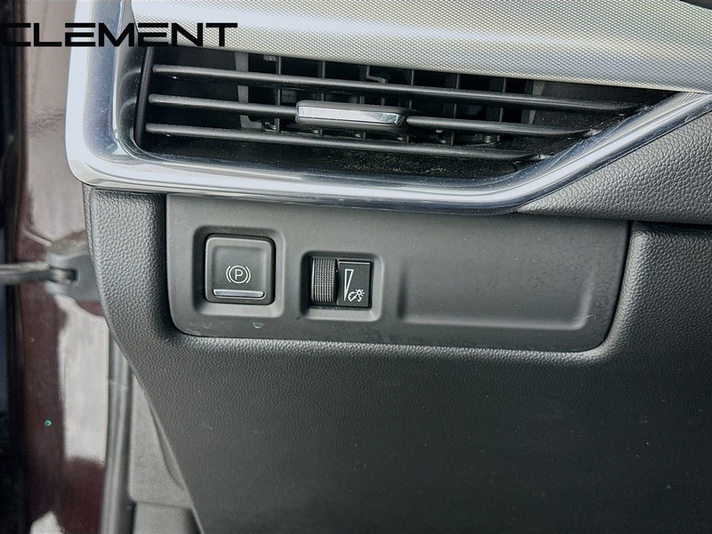 Cadillac XT4 Vehicle Full-screen Gallery Image 13