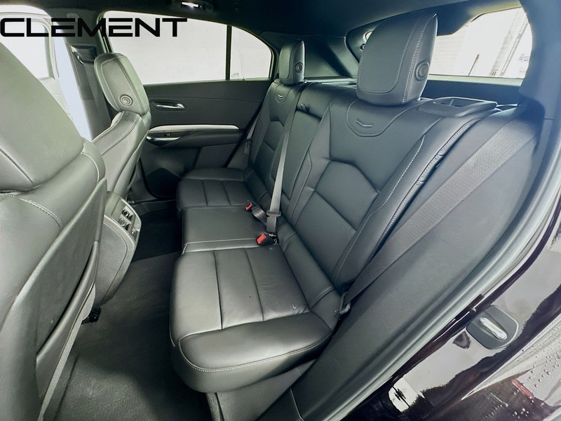 Cadillac XT4 Vehicle Full-screen Gallery Image 30