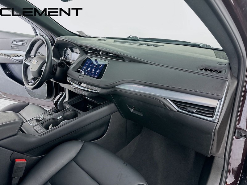 Cadillac XT4 Vehicle Full-screen Gallery Image 34