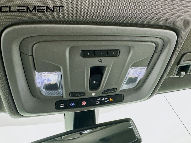 GMC Sierra 1500 Vehicle Image 24