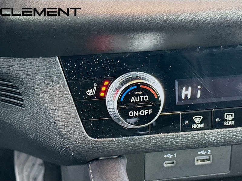 Mitsubishi Outlander Vehicle Image 22