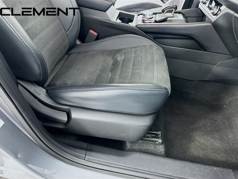 Mitsubishi Outlander Vehicle Image 33